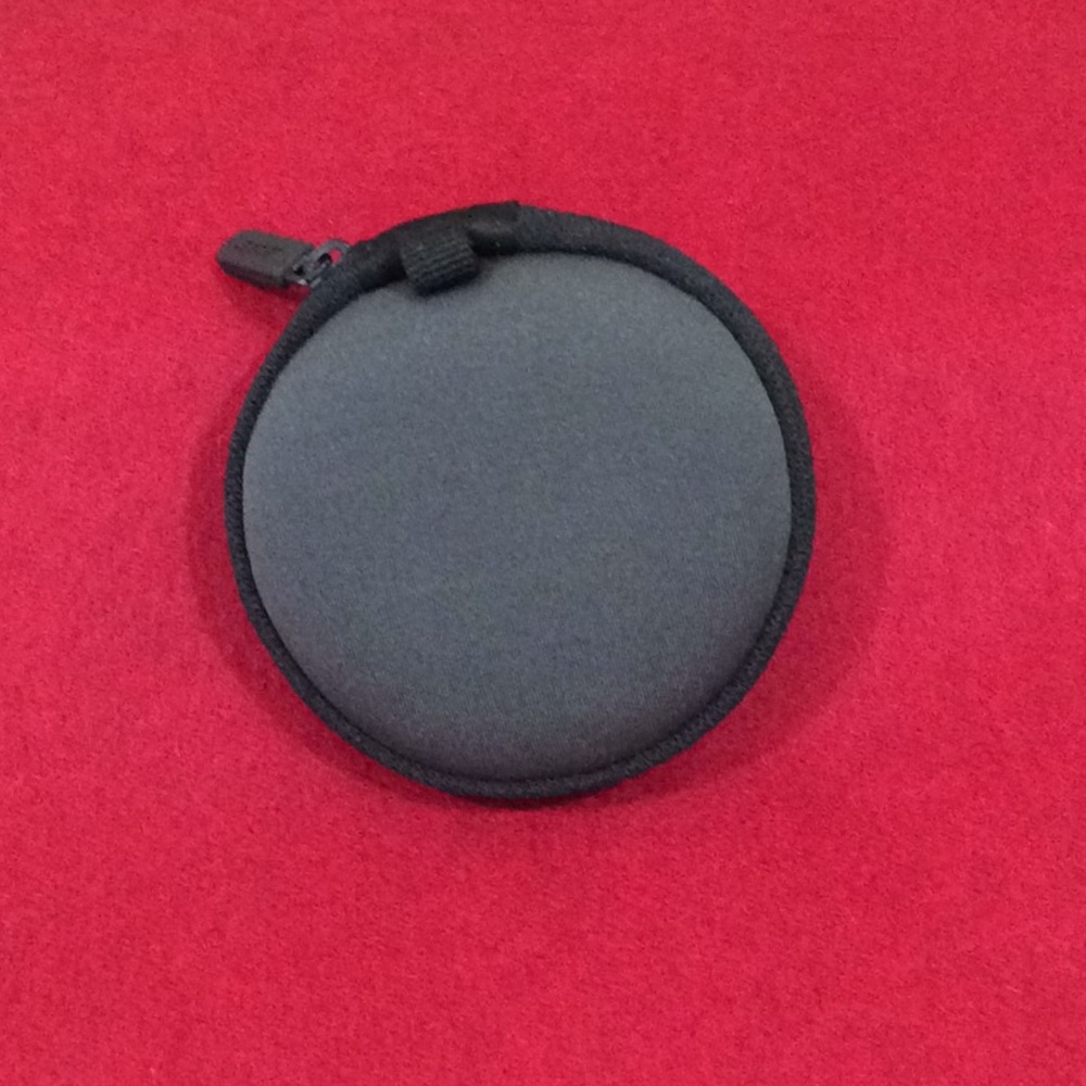 Ear Bud holder - Picture 2 of 3